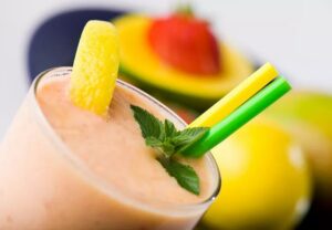 strawberryMangoSmoothie 134419245 770x533 1 jpg