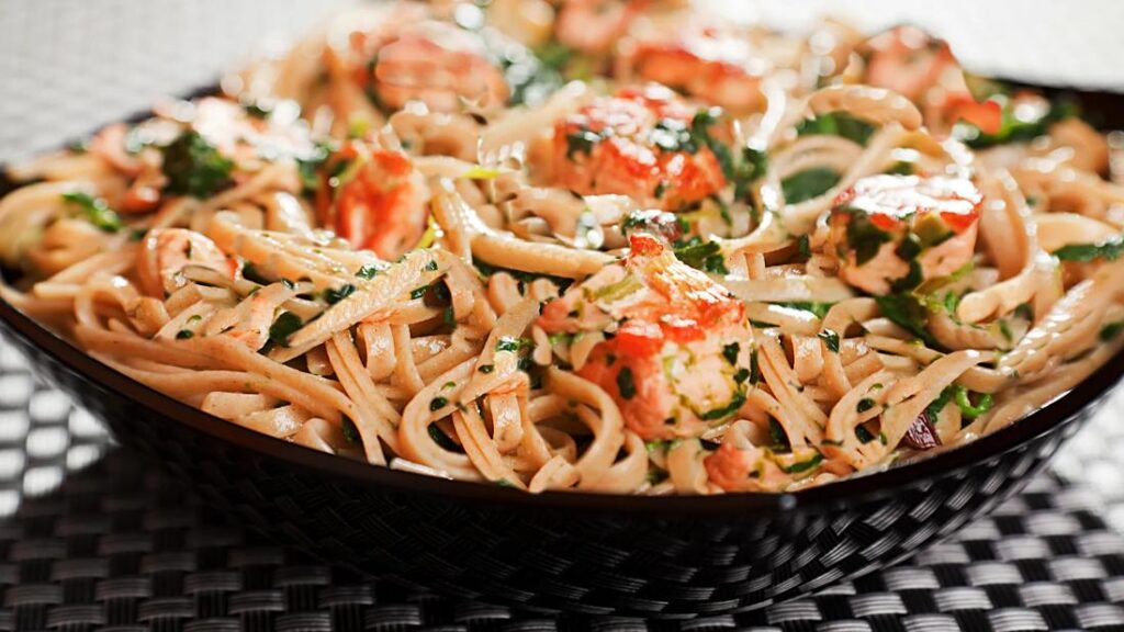 salmonFettucini 186842870 770x533 1 jpg