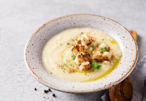 Roasted Cauliflower Cheddar Soup 1353655062 770x533 1 jpg