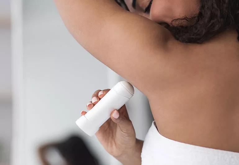 deodorantBreastCancer 1328832779 770x533 1 jpg