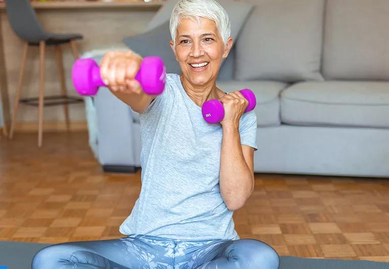 elderWomanExerciseWeights 1187885496 770x533 1 jpg